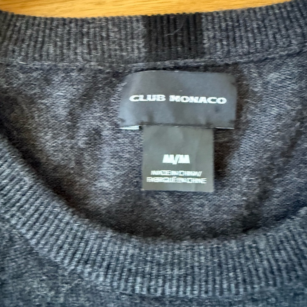 Club Monaco 100% Wool Crewneck Sweater Charcoal Grey Men's M - Picture 6 of 7